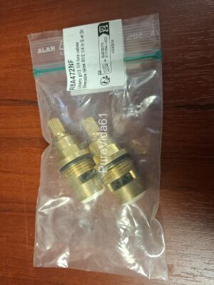 Jacob Delafon Комплект кран букс Purist R8A472NF Комплект 2шт. Открывание 90 градусов .