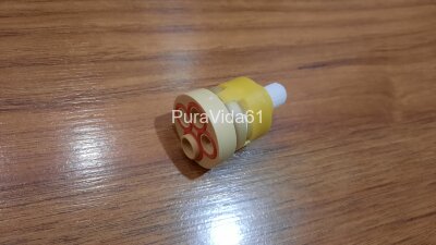 Paffoni Переключатель позиций ZVIT049 Размеры: Диаметр мм.30 Общая высота от штока мм.45. Основание с соединительным штифтом. Штифт для ручки из ПВХ. Подходит для серии Paffoni LEVEL.